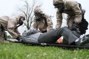 Soldiers from the Louisiana National Guard’s Chemical, Biological, Radiological, Nuclear and High Yield Explosive (CBRNE) Enhanced Response Force Package (CERFP) from the 61st Troop Command prepare to transport a simulated casualty at the Joint Emergency Services Training Center in Zachary, La., during a Vigilant Guard exercise, April 15, 2016. Vigilant Guard is a federally funded exercise that is supported by the National Guard Bureau and sponsored by the United States Northern Command, whose mission is to provide homeland defense, civil support and security cooperation to defend and secure the United States and its interests. (U.S. Army National Guard photo by Spc. Garrett Dipuma)