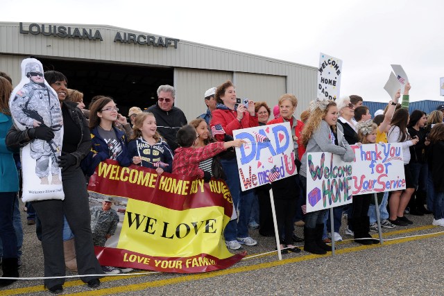 La. National Guard welcomes home Soldiers from Iraq