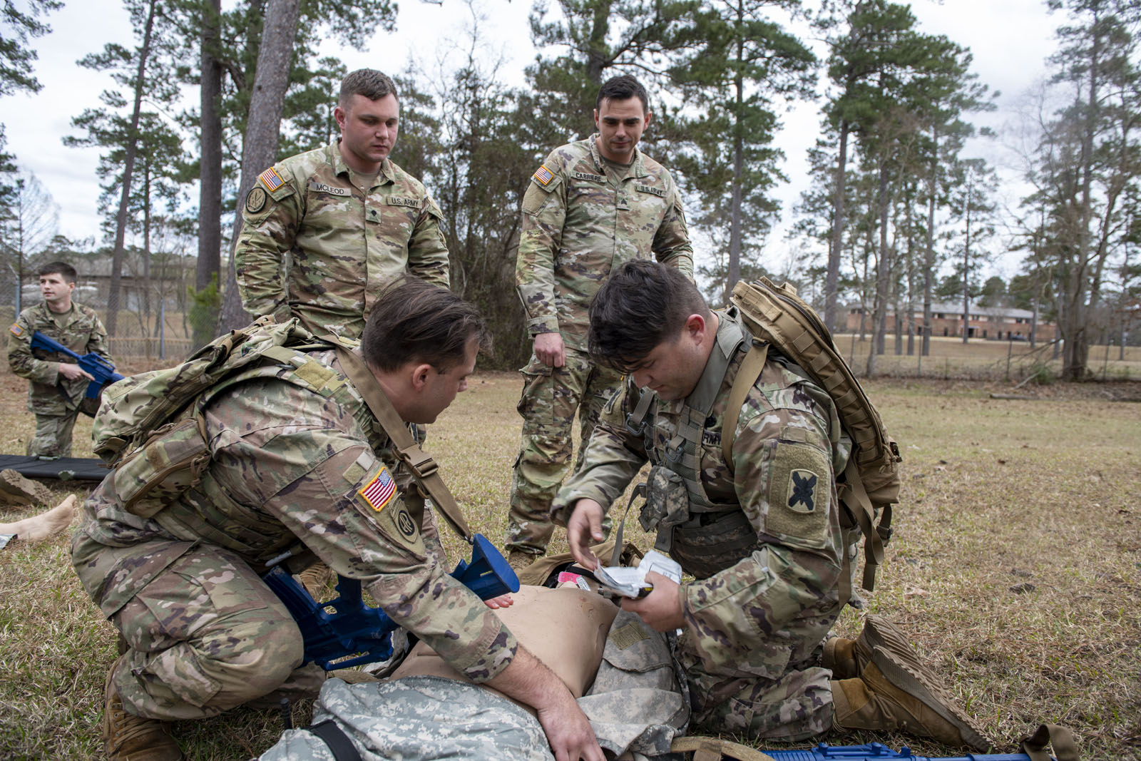 La Guard Medics Hone Skills During Sustainment Course Louisiana 