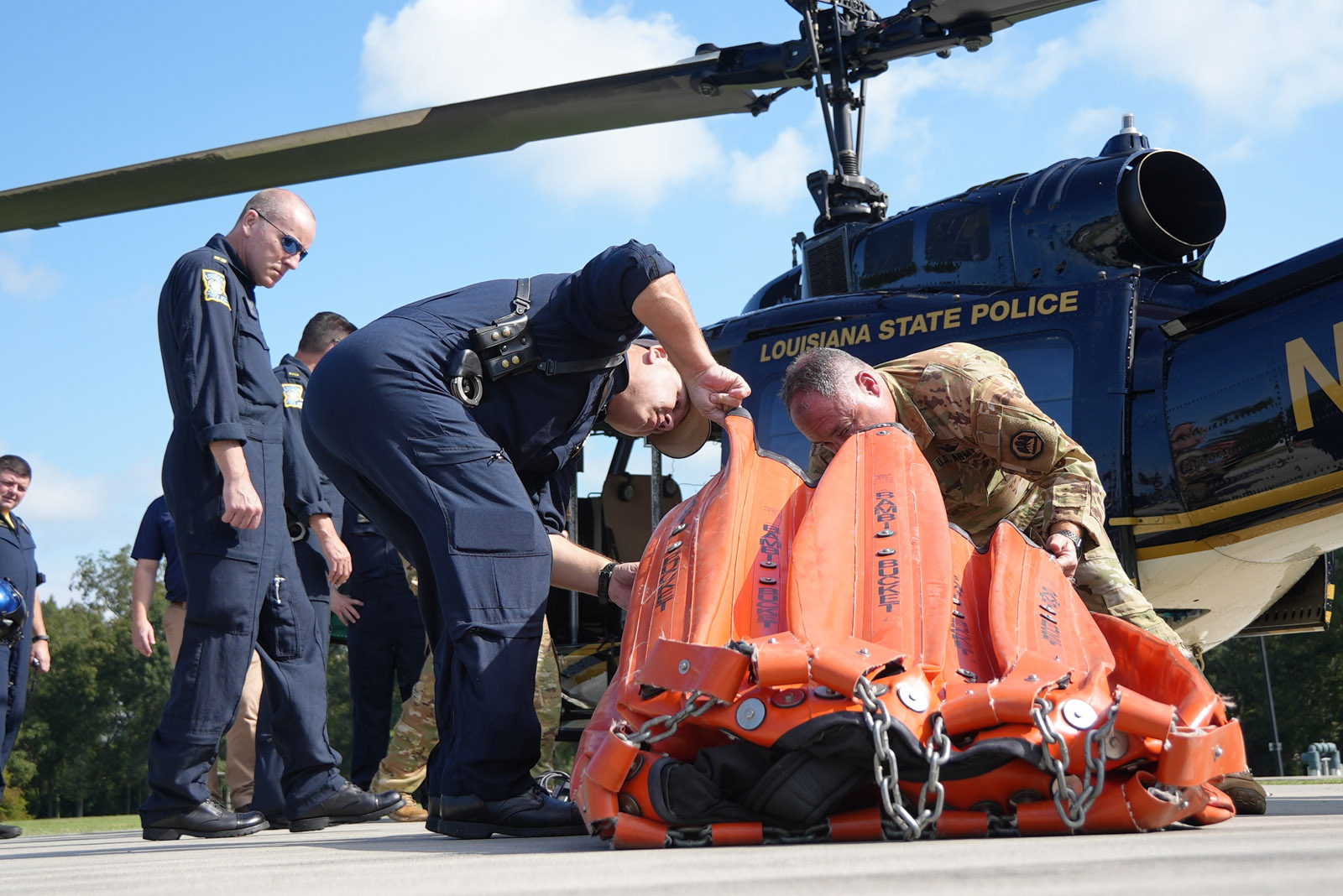 La. Guard partners with State Police for enhanced aerial firefighting training