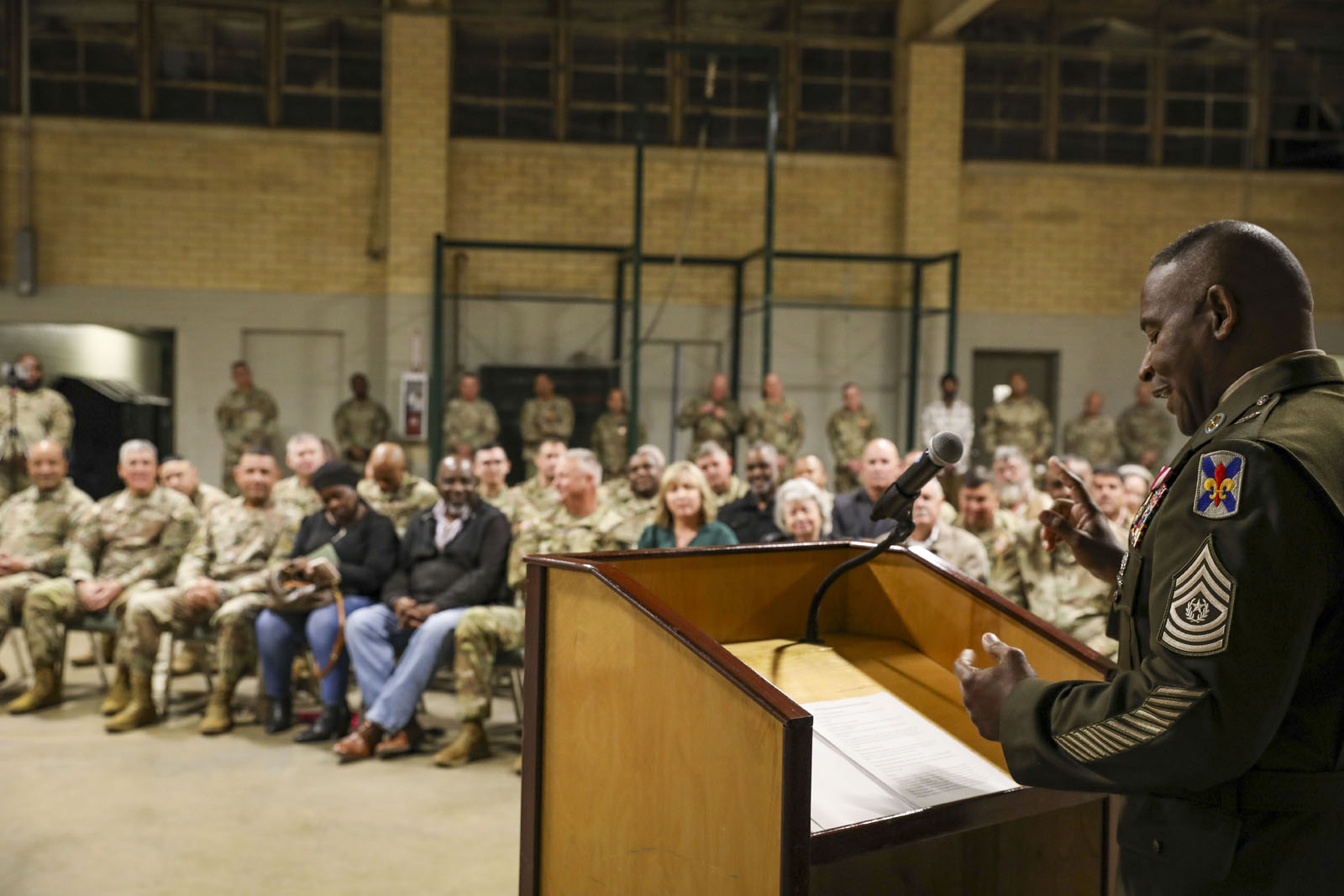 La. Guard’s ‘Tiger Brigade’ welcomes new senior enlisted leader, honors retiring command sergeant major